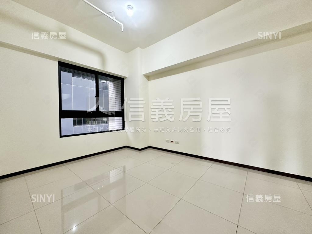 江翠帝國三房可另購車位房屋室內格局與周邊環境