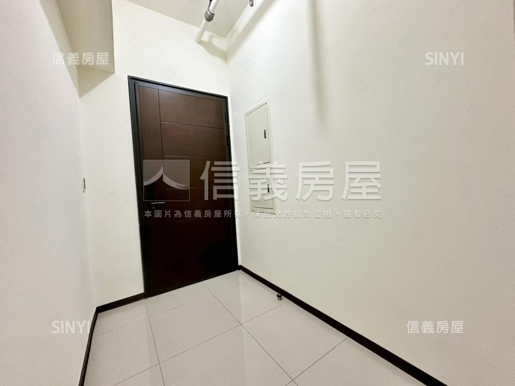 江翠帝國三房可另購車位房屋室內格局與周邊環境