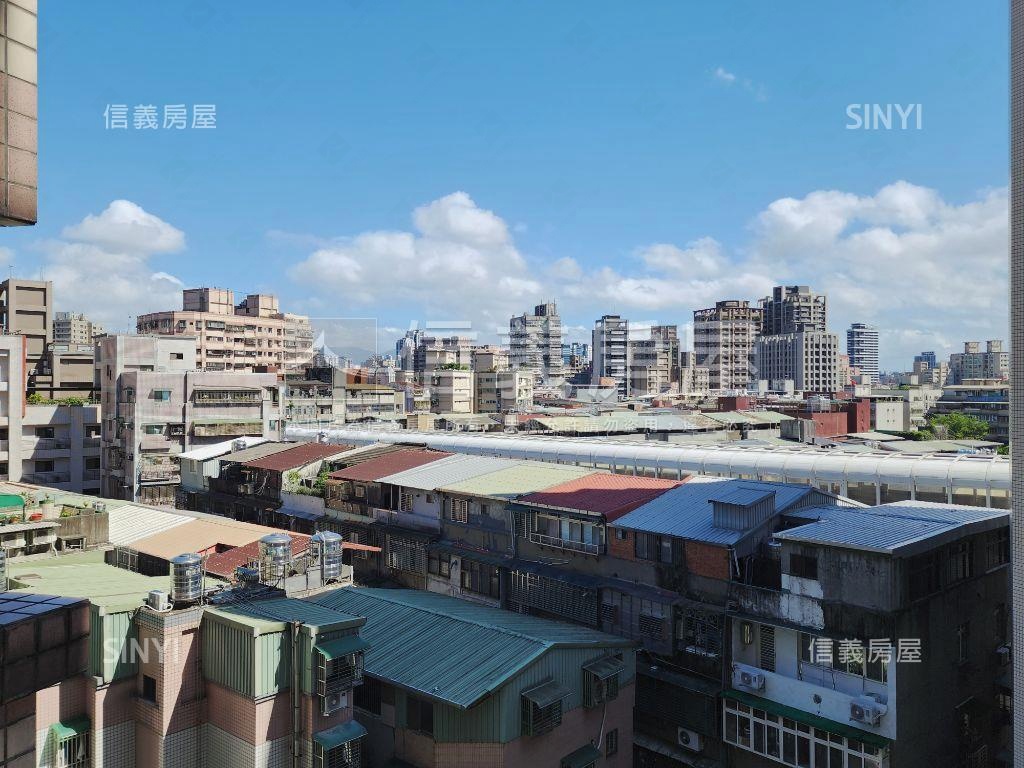 宏璽專任稀有靓景四房房屋室內格局與周邊環境