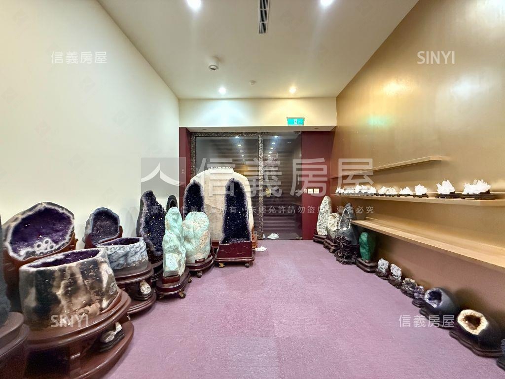 南西商圈☆水晶珍礦臻藏房屋室內格局與周邊環境