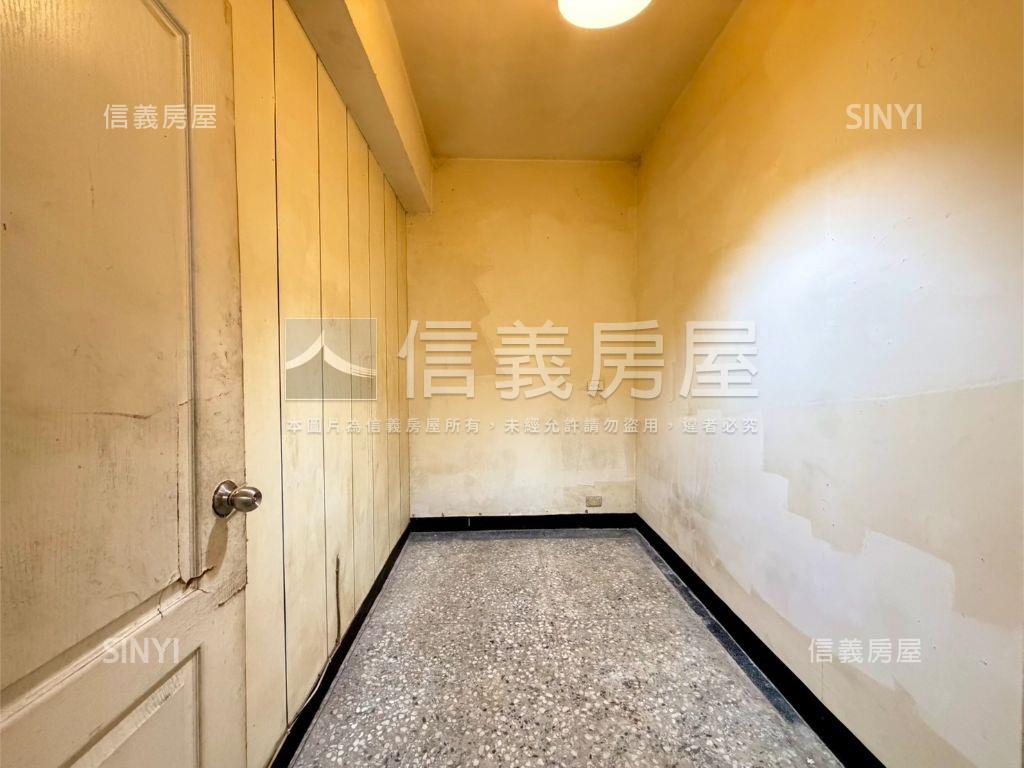 丹鳳捷運建福一樓房屋室內格局與周邊環境