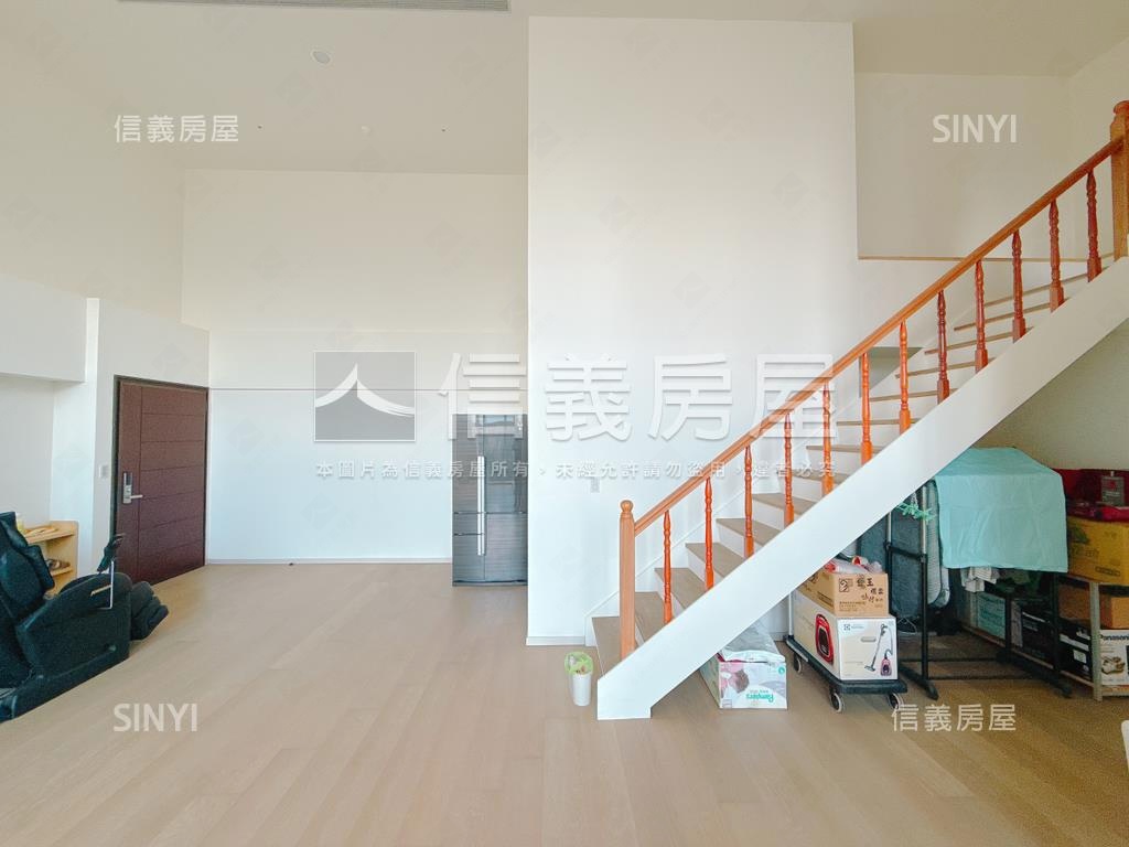 萬通一樓庭院戶挑高樓中樓房屋室內格局與周邊環境
