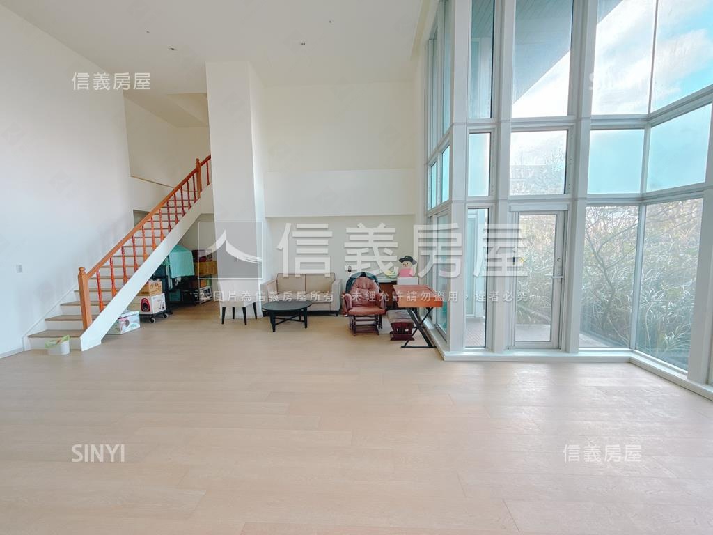 萬通一樓庭院戶挑高樓中樓房屋室內格局與周邊環境