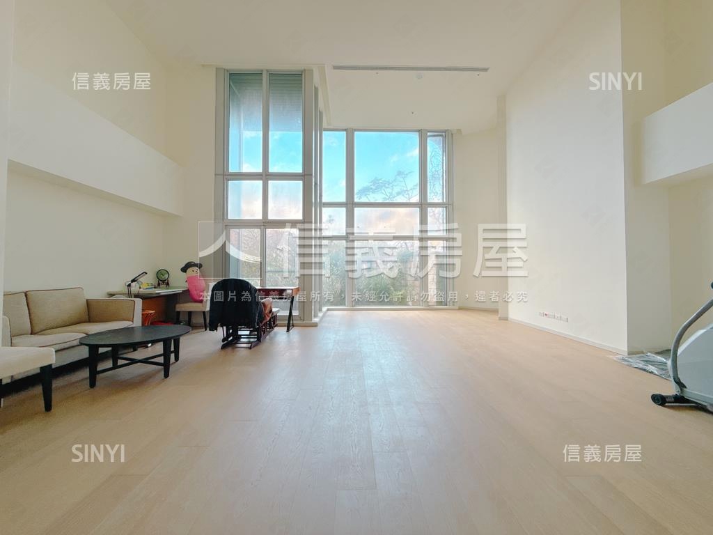 萬通一樓庭院戶挑高樓中樓房屋室內格局與周邊環境