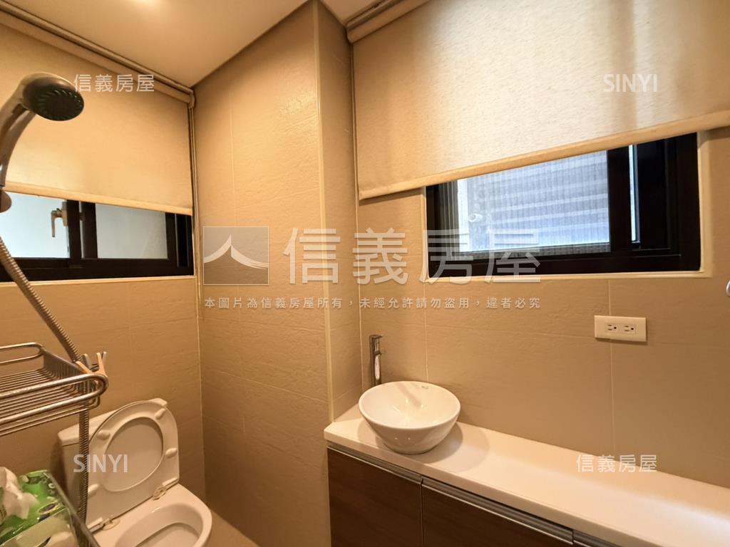 精銳震後車位別墅房屋室內格局與周邊環境