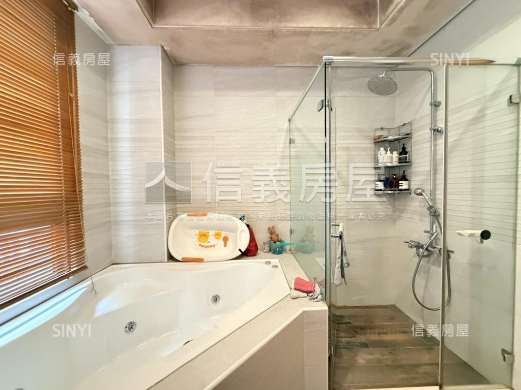 精銳震後車位別墅房屋室內格局與周邊環境