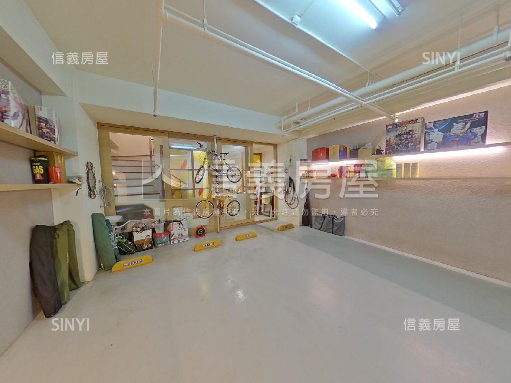 精銳震後車位別墅房屋室內格局與周邊環境