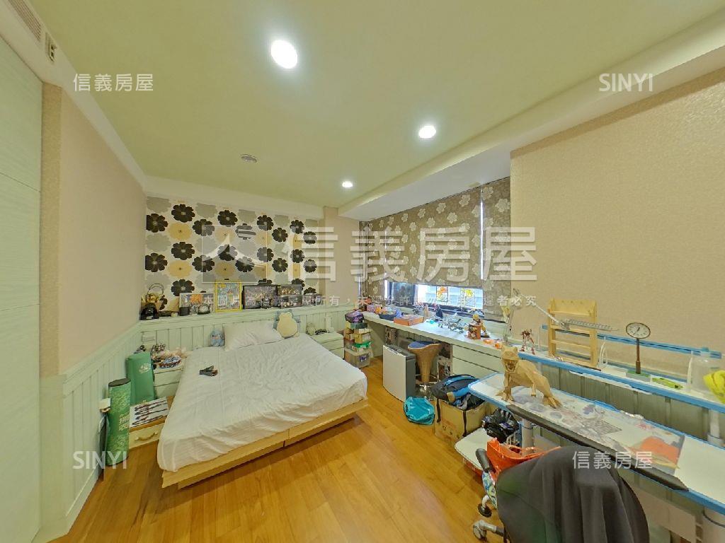 精銳震後車位別墅房屋室內格局與周邊環境