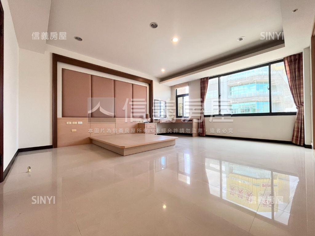 東區稀有釋出角窗豪墅房屋室內格局與周邊環境