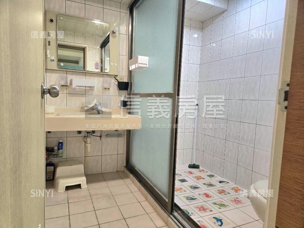 凡爾賽中高樓好視野房屋室內格局與周邊環境