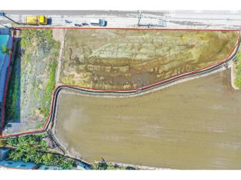 南屯區高鐵門戶臨路農地