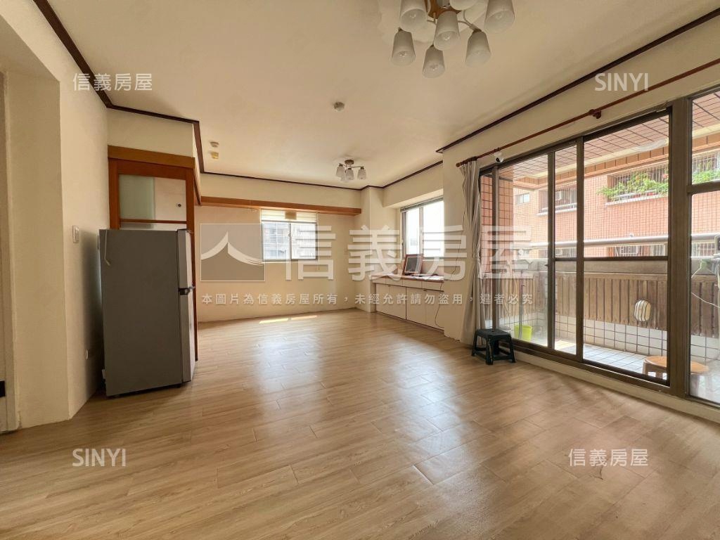 三面採光！近何厝兩房平車房屋室內格局與周邊環境