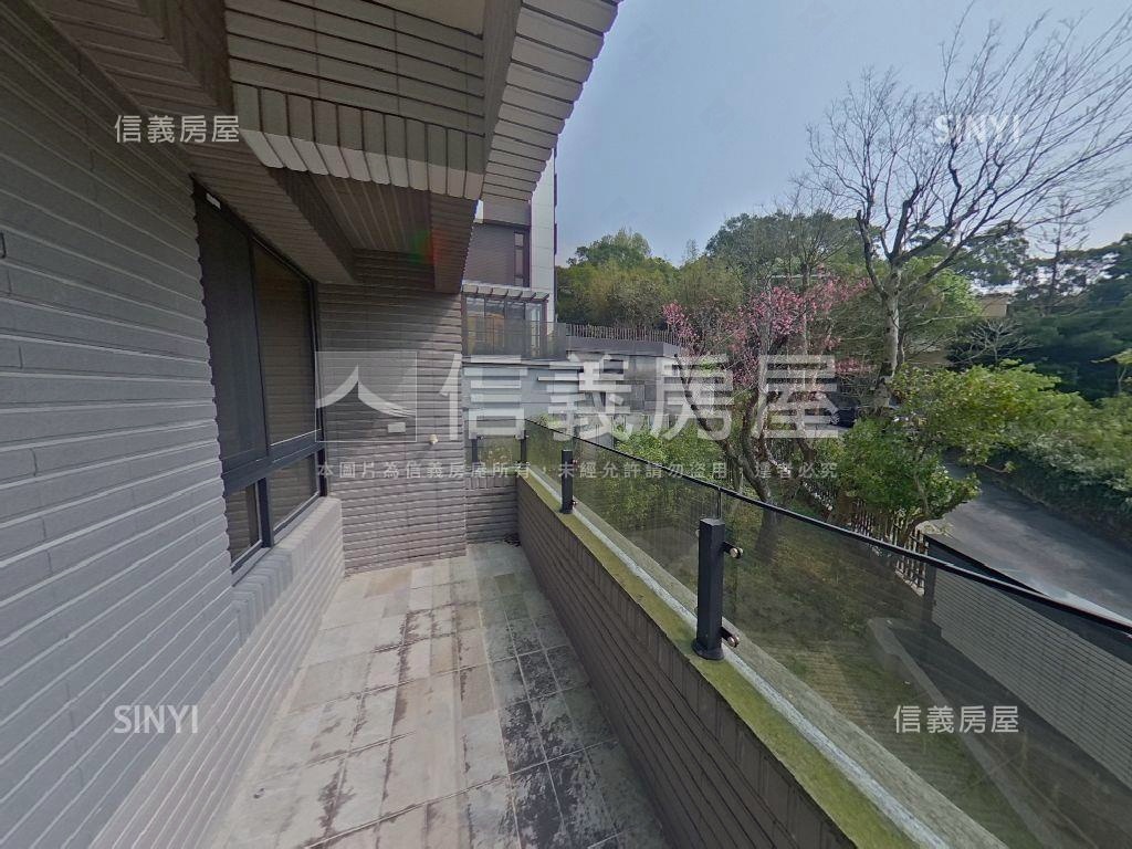 菁山邸幽靜二樓Ｃ房屋室內格局與周邊環境