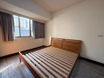 三民國小前方正三房