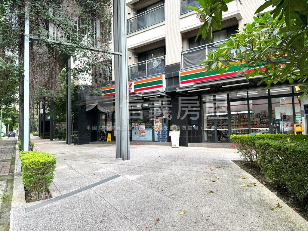 六月微風。優質兩房車位房屋室內格局與周邊環境