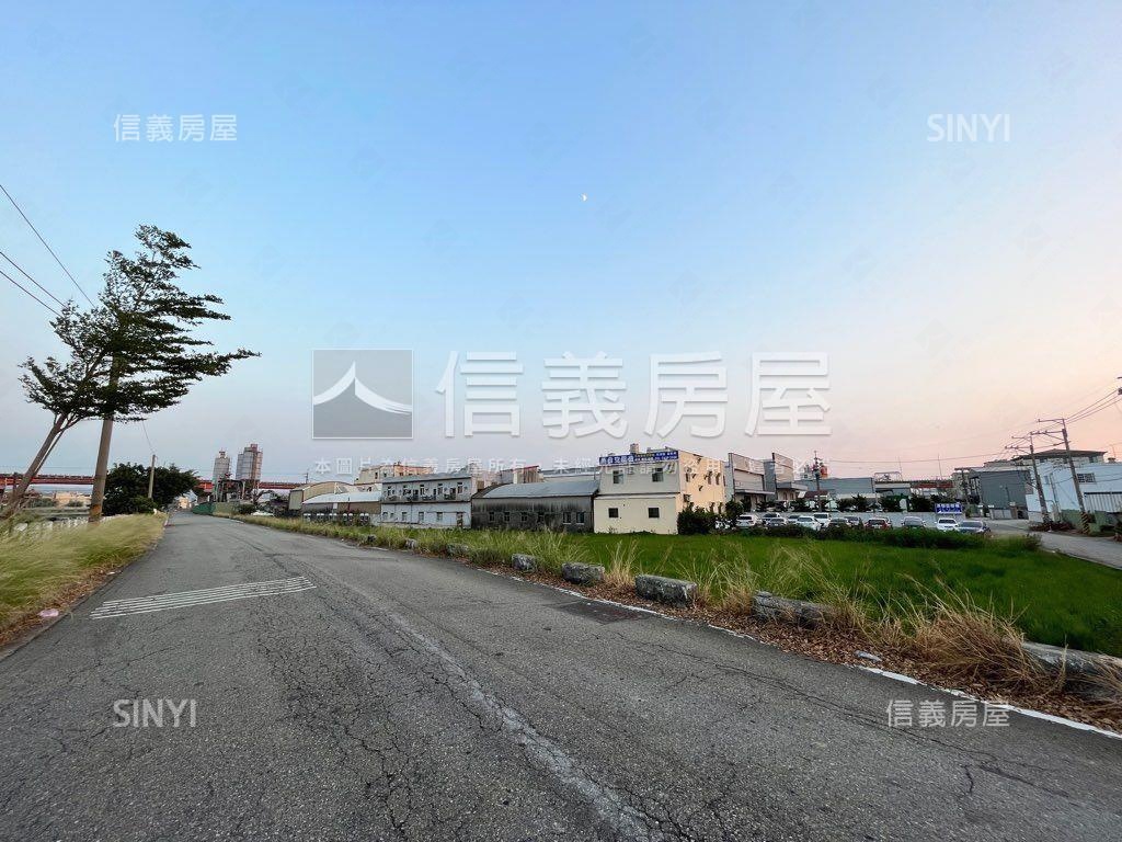 台中港關連工業用地房屋室內格局與周邊環境
