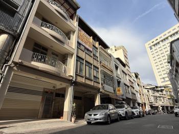 南台橫路面寬騎樓透天