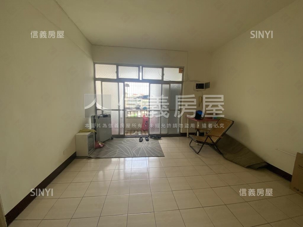 一層一戶近公園美寓房屋室內格局與周邊環境