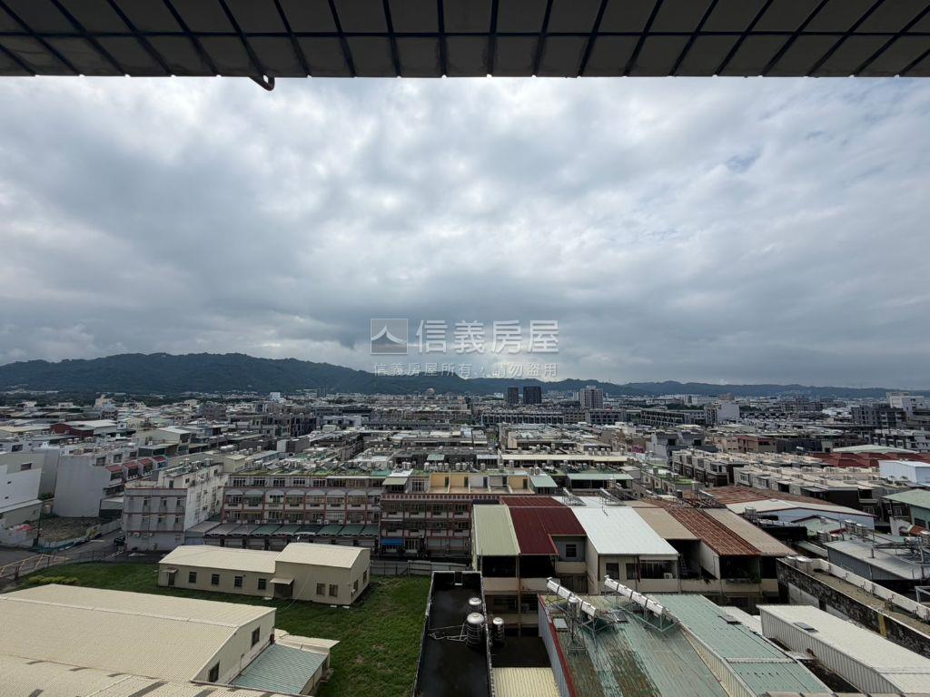 稀有長億重劃區三房附車位房屋室內格局與周邊環境