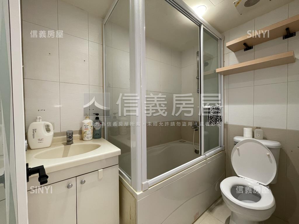 附中設籍精美一房一廳房屋室內格局與周邊環境