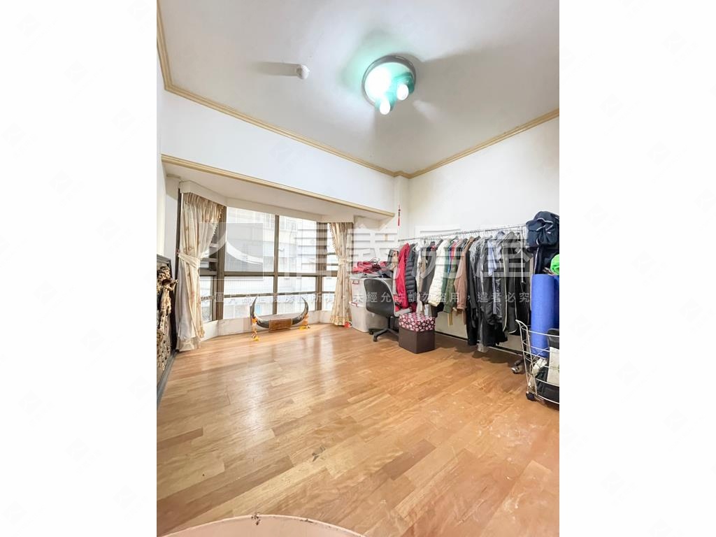 ⭐面山景邊間３房房屋室內格局與周邊環境