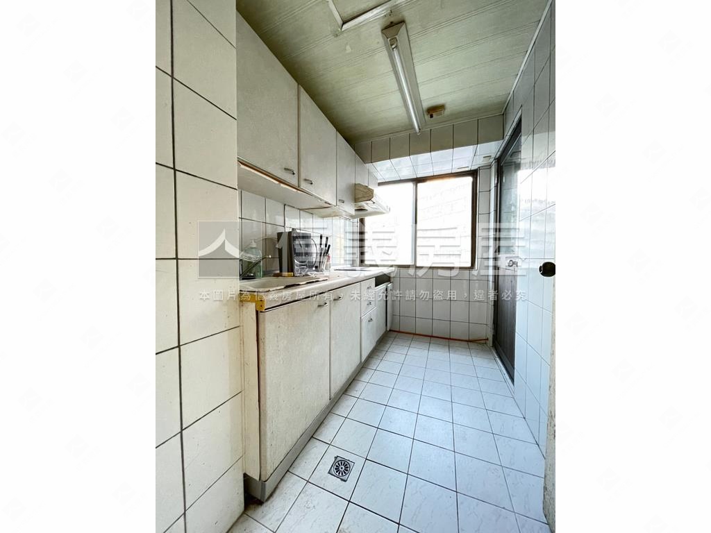 ⭐面山景邊間３房房屋室內格局與周邊環境