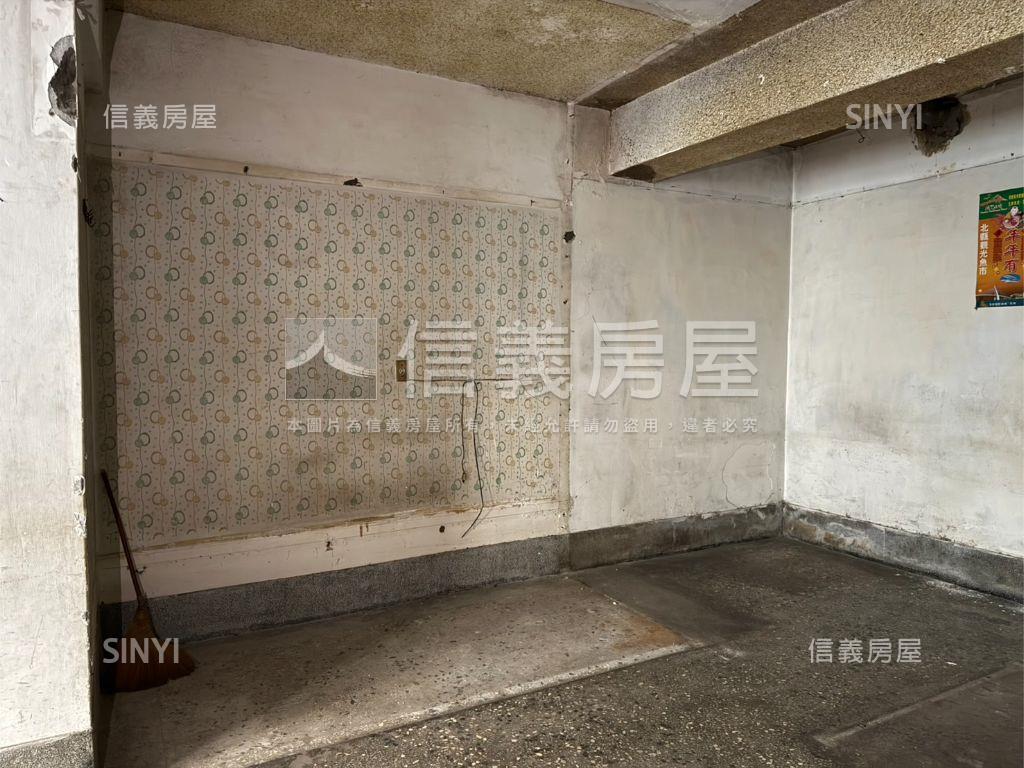 三和路四段溫馨頂加房屋室內格局與周邊環境