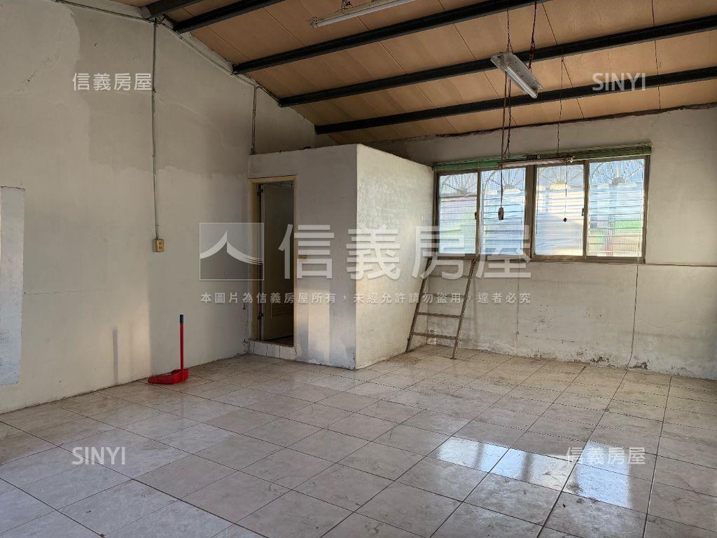 三和路四段溫馨頂加房屋室內格局與周邊環境