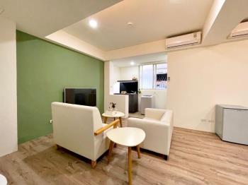 景安收租金雞母