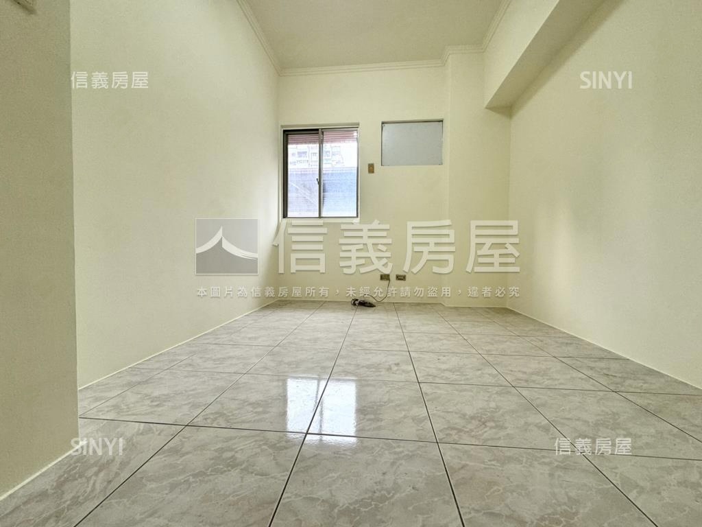 河堤劍橋三房平車房屋室內格局與周邊環境
