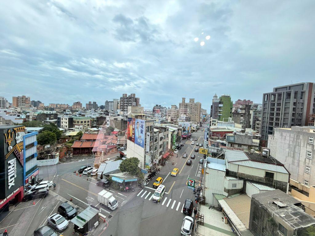 大任福華邊間視野美套房房屋室內格局與周邊環境