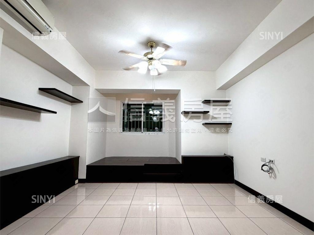 稀有蘆洲電梯兩房房屋室內格局與周邊環境