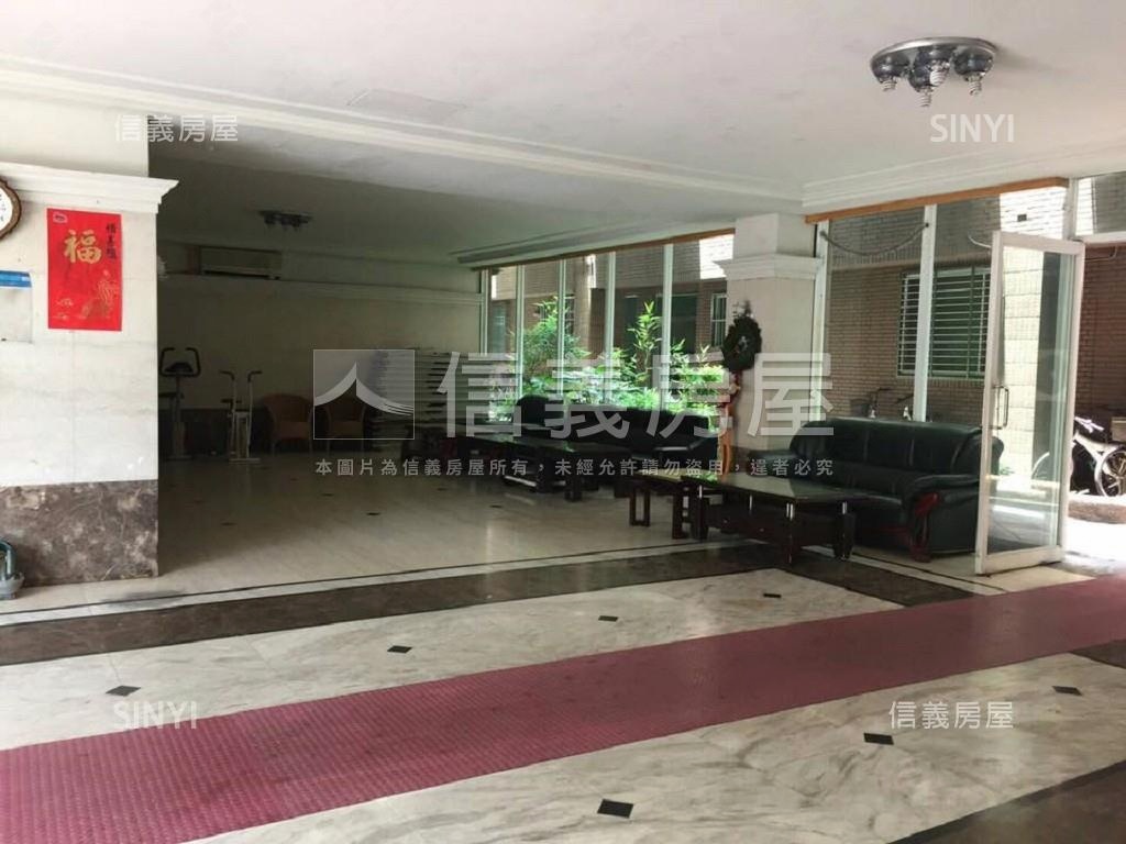 稀有蘆洲電梯兩房房屋室內格局與周邊環境