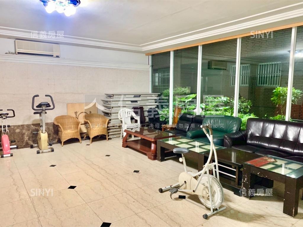 稀有蘆洲電梯兩房房屋室內格局與周邊環境