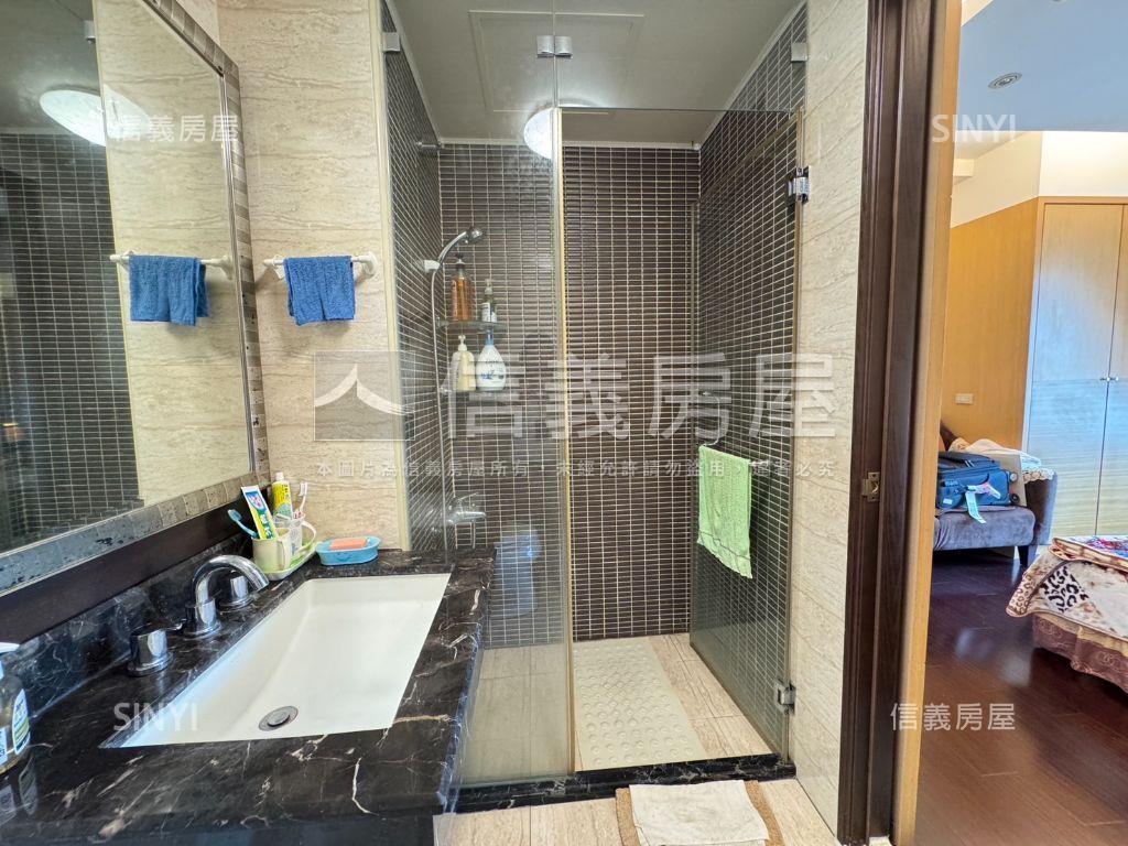 國艷高樓美景三房平車房屋室內格局與周邊環境