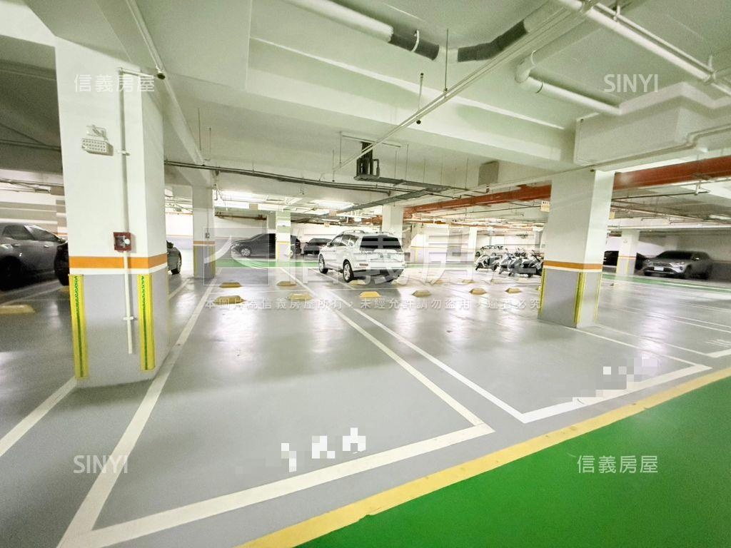 青埔城市的遠見３房車位房屋室內格局與周邊環境