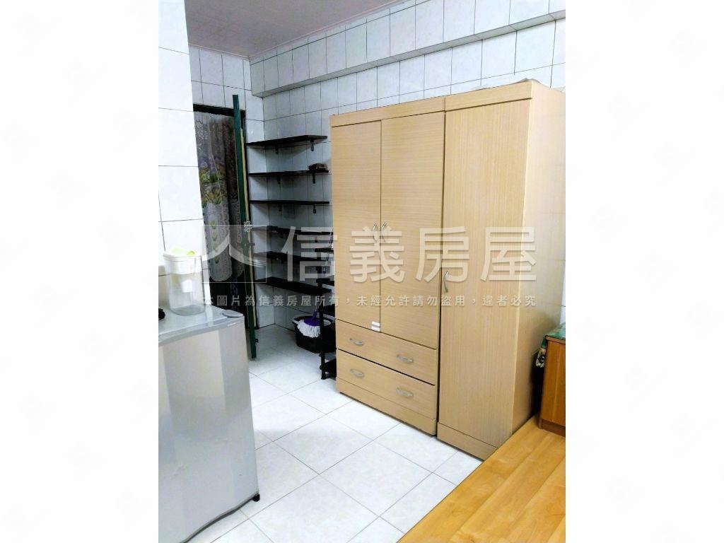 東區成大小築投資套房Ａ房屋室內格局與周邊環境