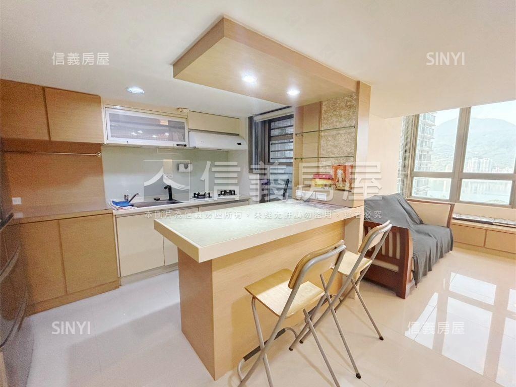 南加州Ｂ棟高樓正面河景房屋室內格局與周邊環境