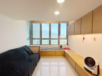 南加州Ｂ棟高樓正面河景