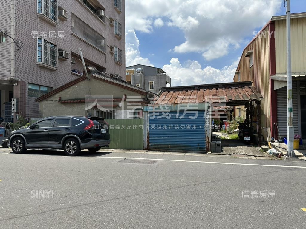 新化市心臨１２米路住宅地房屋室內格局與周邊環境