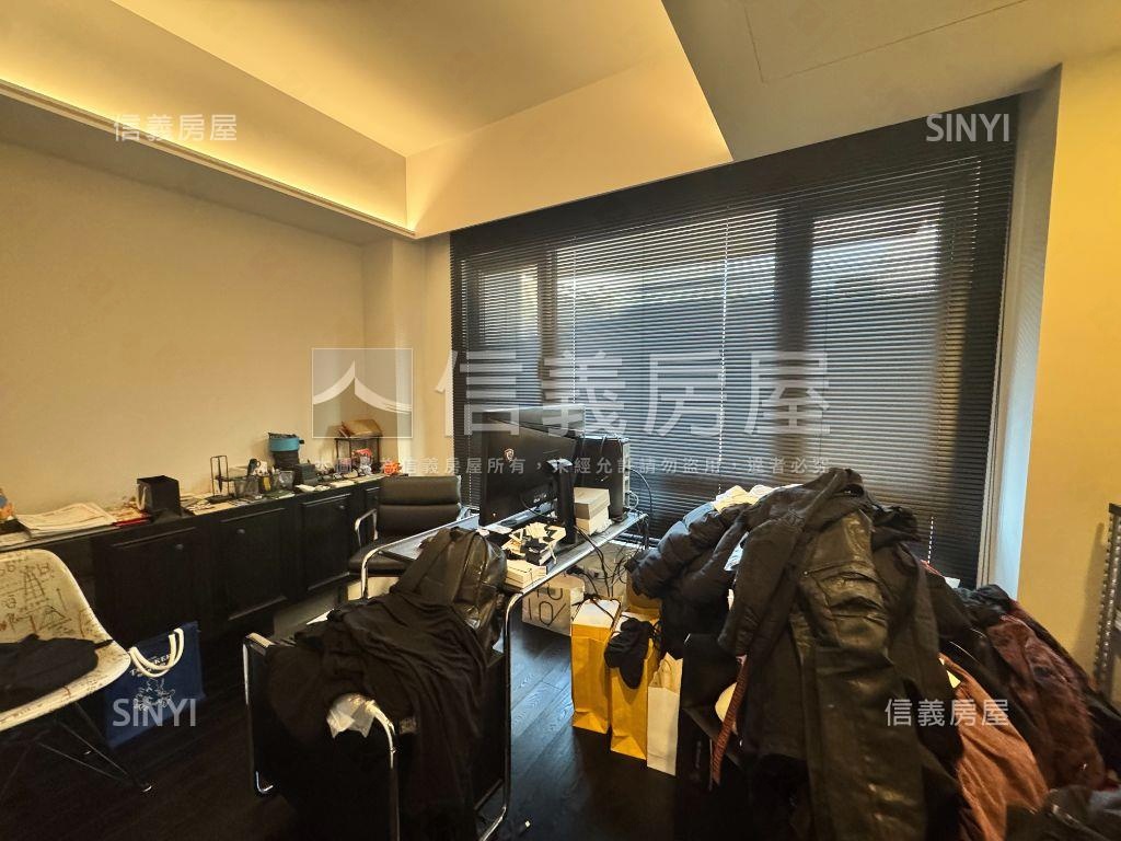 領秀家庭劇院精神時光屋房屋室內格局與周邊環境