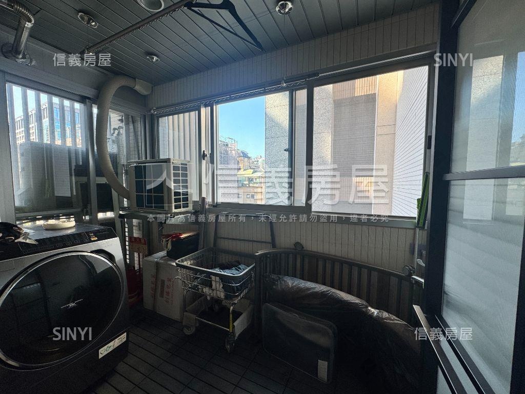 領秀家庭劇院精神時光屋房屋室內格局與周邊環境