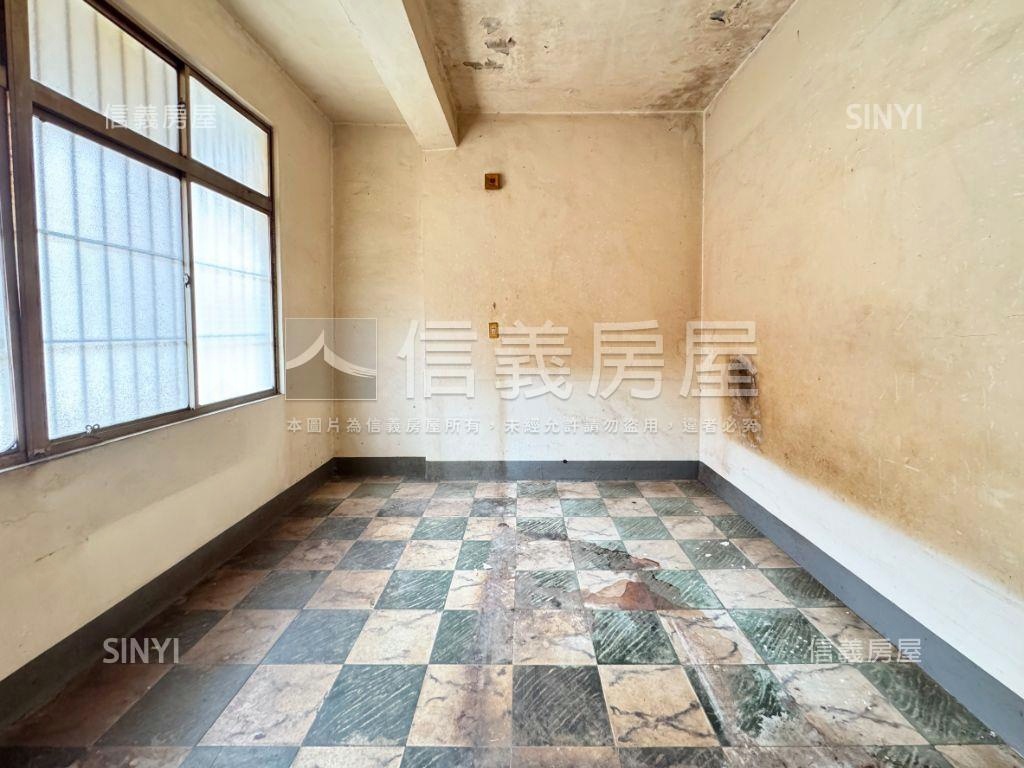 近兵仔市朝南傳統透天房屋室內格局與周邊環境