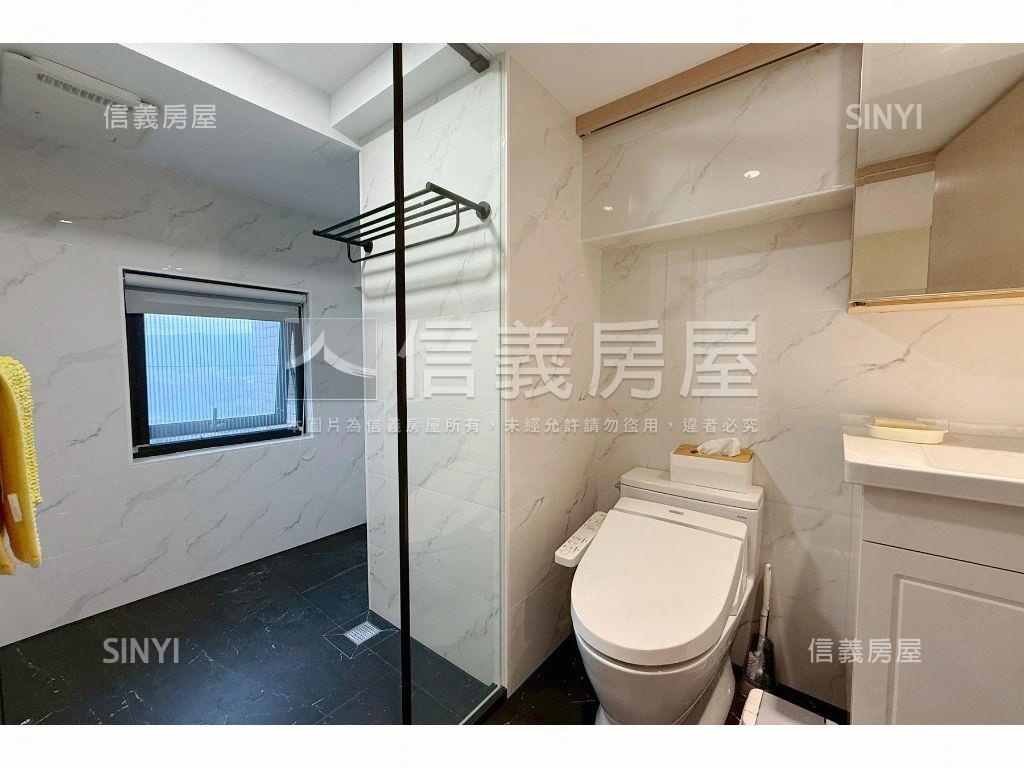 天墅Ａ棟高樓景觀美裝潢房屋室內格局與周邊環境