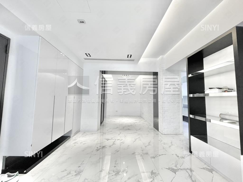 大庭Ｃ型高檔裝潢３房車位房屋室內格局與周邊環境