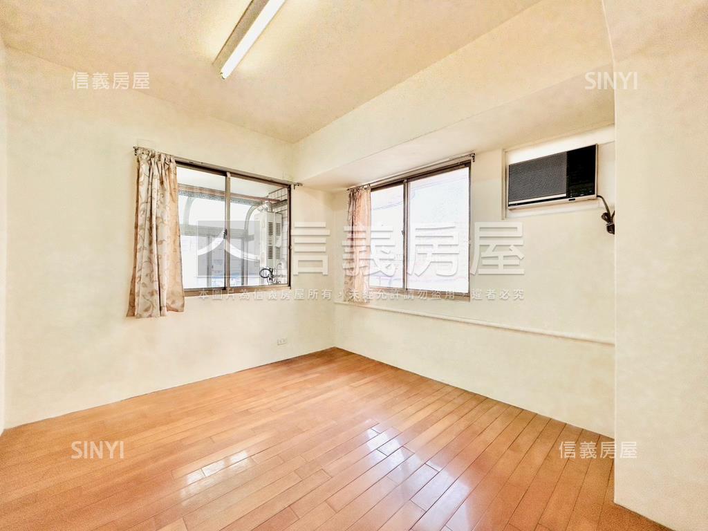 近精密園區松天下三房車位房屋室內格局與周邊環境