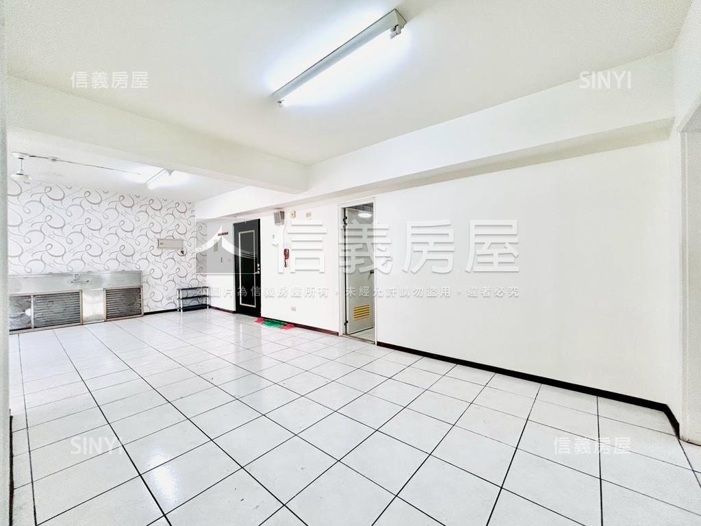 近精密園區松天下三房車位房屋室內格局與周邊環境