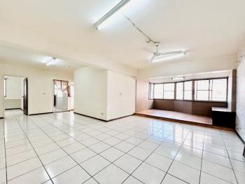 近精密園區松天下三房車位