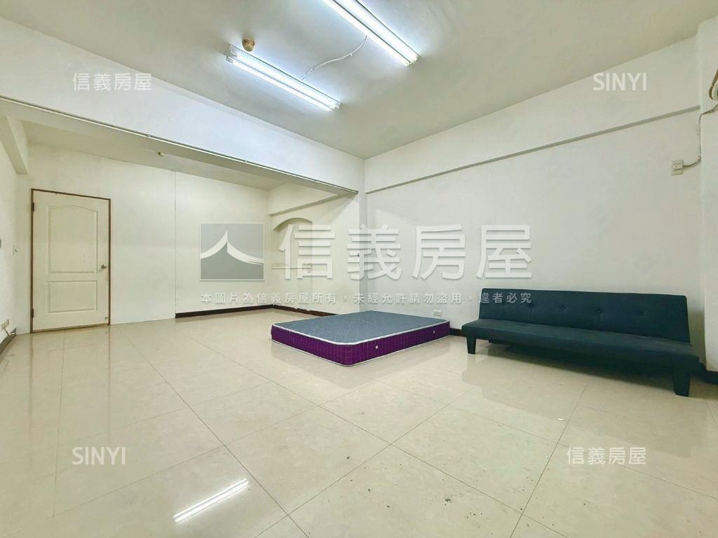 ＜可看＞由鉅。美術。店面房屋室內格局與周邊環境