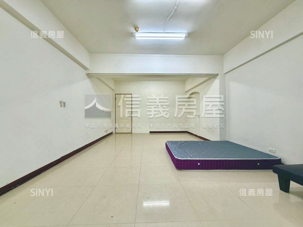 ＜可看＞由鉅。美術。店面房屋室內格局與周邊環境